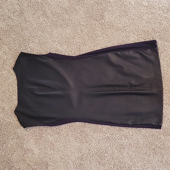 Blue faux leather BCBG dress - Picture 4 of 7